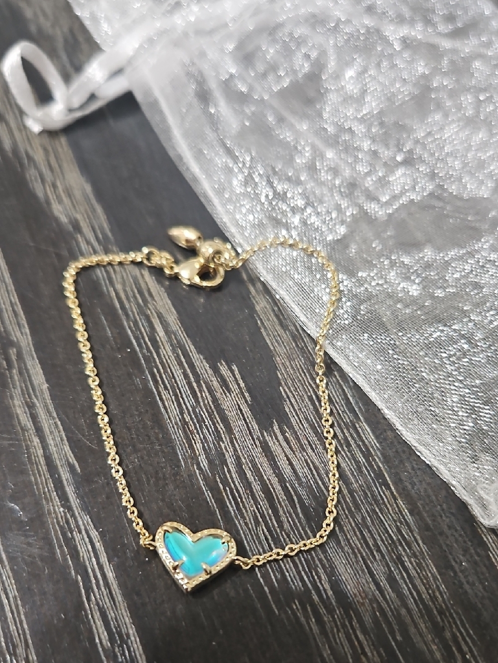 Kedra Scott Ari Heart Gold Chain Bracelet